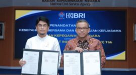 PT Bank Rakyat Indonesia (Persero) Tbk menjalin sinergi dengan Badan Kepegawaian Negara melalui penandatanganan Nota Kesepahaman dan Perjanjian Kerja Sama di Jakarta (22/10/2024). (Dok. BRI)