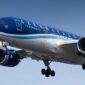 Pesawat Azerbaijan Airlines. (Insstagram.com @azerbaijanairlines)