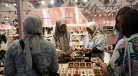 Mampu menyulap kawat tembaga menjadi perhiasan cantik dan eksklusif, brand Diamonte sukses menembus pasar. (Dok. BRI)