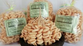 UMKM Slondok Renteng Pak Mul, produsen camilan tradisional asal Yogyakarta. (Dok. BRI)