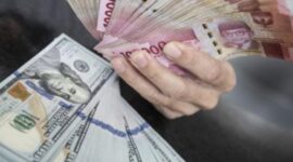 Rupiah melemah ke Rp16.487 per dolar AS akibat penguatan dolar pasca serangan AS ke Iran, risiko melemah hingga Rp16.500 di tengah ketegangan geopolitik. (Indonesia.go.id)