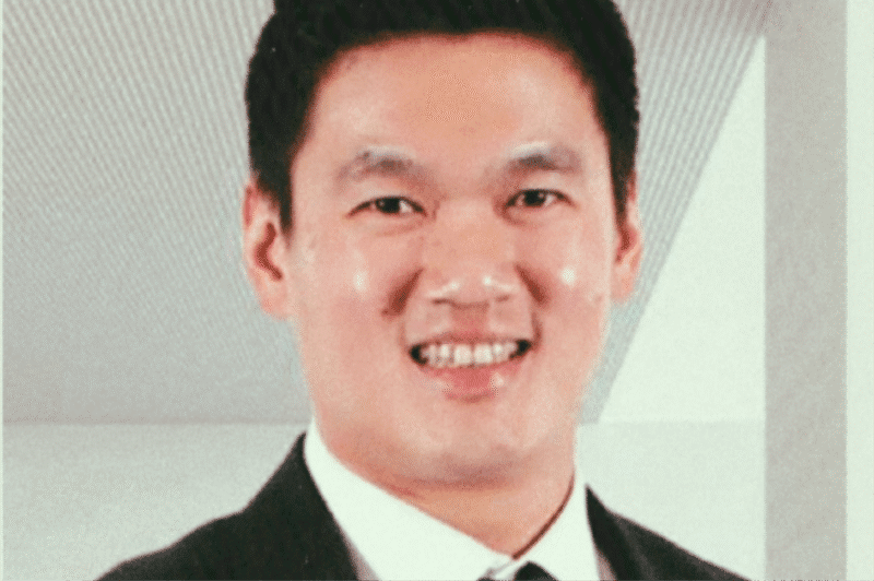 Michael Soeryadjaya menambah kepemilikan sahamnya di PT Saratoga Investama Sedaya Tbk. Komitmen Saratoga pada pertumbuhan jangka panjang melalui program insentif saham jangka panjang. (Tiktok.com @thewikirichpedia)