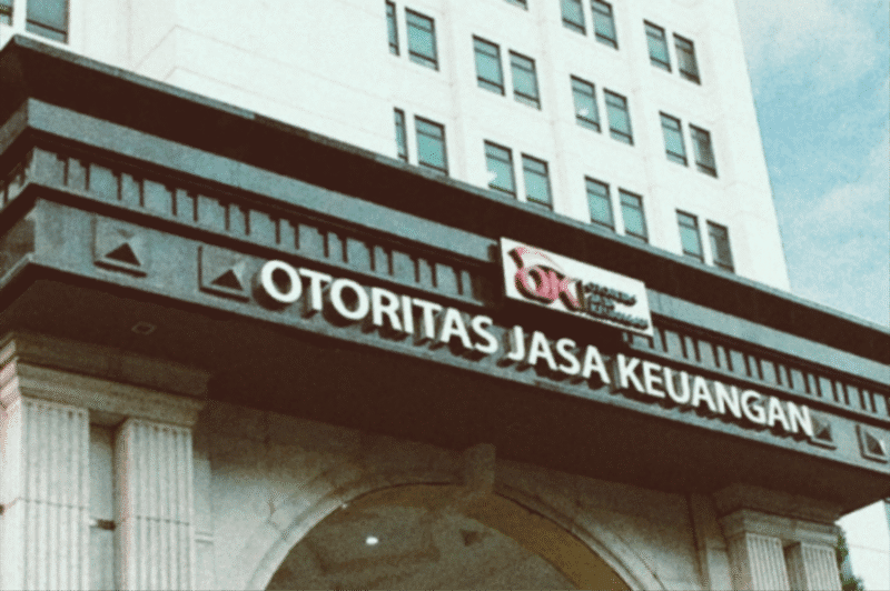 Otoritas Jass Keuamgsn (OJK) OJK ingatkan publik jangan gampang percaya penawaran IPO yang catut logo resminya.