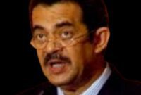 Kejagung resmi tetapkan Riza Chalid tersangka korupsi minyak Merak usai mangkir tiga kali panggilan penyidik.