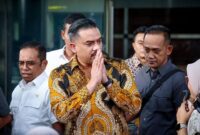 Maman Abdurrahman meninggalkan gedung KPK usai serahkan dokumen klarifikasi surat kunjungan istri. (Instagram.com@maman.abdurrahman.st)
