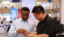 Xinhua Silk Road: Linyi Trade City di Tiongkok Bagian Timur Buka Pusat Pengadaan Internasional, Dorong Aktivitas Perdagangan Global Xinhua Silk Road: Linyi Trade City di Tiongkok Bagian Timur Buka Pusat Pengadaan Internasional, Dorong Aktivitas Perdagangan Global